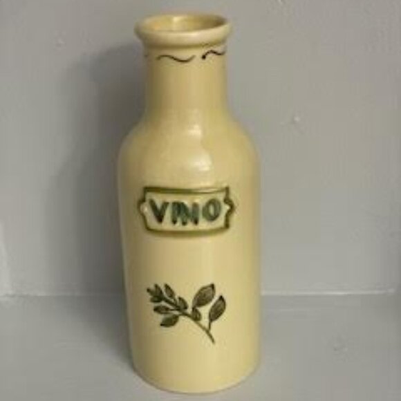 Vino Wine Ceramic Decanter Yellow Embossed Bottle Made In Italy - Picture 1 of 5